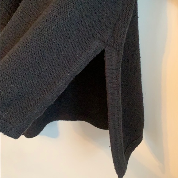 UO Black Slouchy Knit - Picture 3 of 4